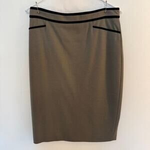 Judith & Charles Wool Blend Pencil Skirt Taupe Black Trim Size 8 Office Siren